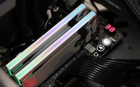 Giá RAM tăng mất kiểm soát khiến doanh số bo mạch chủ tụt dốc không phanh