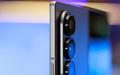 Pin Galaxy Z Fold7 bé thật nhưng có điểm này các đối thủ Trung Quốc chưa thể qua mặt