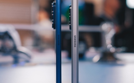 Khổ thân người dùng Galaxy Z Fold6: Mới được 1 năm mà giờ trông như đồ cổ khi đặt cạnh Galaxy Z Fold7
