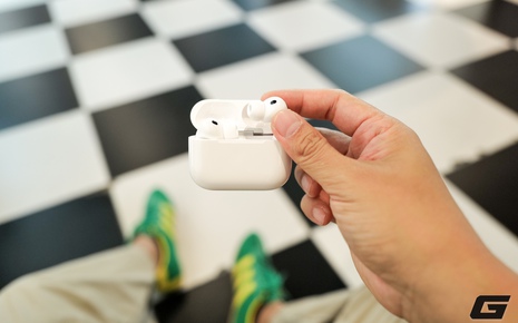 Mở hộp và trên tay AirPods Pro 3: Khi tai nghe không chỉ để thả hồn theo giai điệu mà còn "lắng nghe” từng nhịp đập trái tim