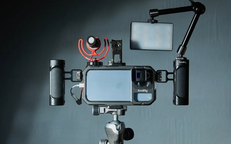 Nói thật là, hãng nào cũng nên làm thêm ống kính zoom rời như OPPO và vivo