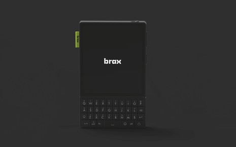 Lại thêm điện thoại giống Blackberry: Chạy Android nhưng không có Google, tập trung bảo mật, có khe thẻ nhớ, giá đặt sớm gần 12 triệu