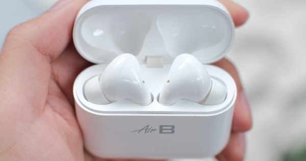 CEO Nguyễn Tử Quảng lên tiếng sau nghi vấn BKAV ép kênh Youtube xoá video review AirB: 