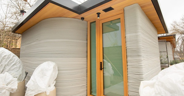 Inside the tiny 3D printed house, only 32 m2 but fully equipped