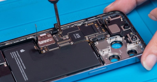 Short of components, Apple may have to use Chinese memory chips on iPhones