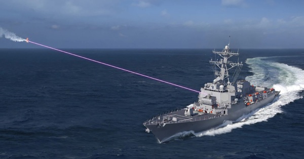 The US Navy used a laser to shoot down a drone for the first time, super cheap cost only 1 USD / shot