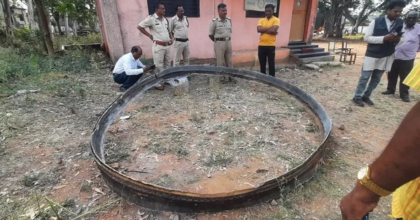 Huge iron ring fell from the sky, suspected to be Chinese rocket debris