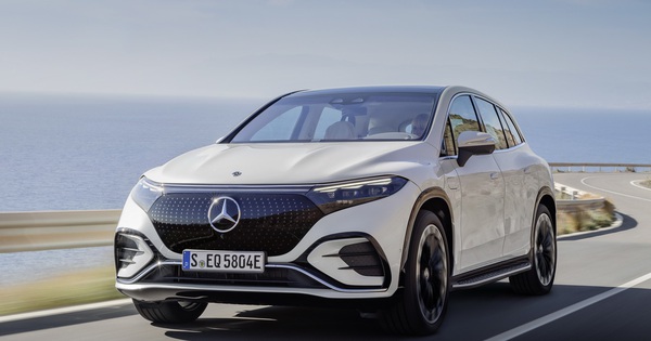 Super product Mercedes-Benz EQS officially has an SUV version