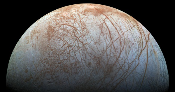 Ice in Greenland helps researchers find life on Europa, Saturn’s icy moon