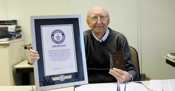 Loyal to the company for 84 years, the employee set a Guinness record