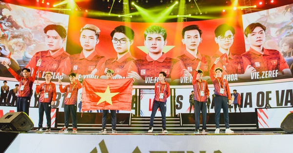 Opening the 31st SEA Games with a “fiery” event, the Vietnamese Union Army promised to divide the rankings with the Thais in the “tie break” series.