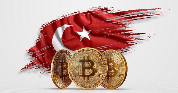 Bitcoin flooded Turkey as the people lost faith in the local currency