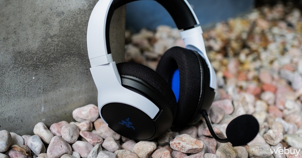 Wireless gaming headset with cross-platform connectivity