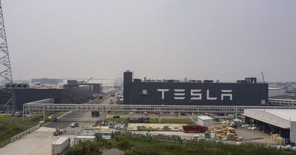 Cổ phiếu Tesla thua xa các công ty xe điện Trung Quốc Cổ phiếu Tesla thua xa các công ty xe điện Trung Quốc