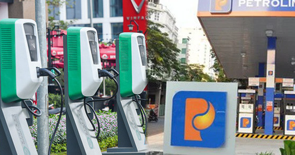VinFast officially shook hands with Petrolimex, installing electric vehicle charging stations at gas stations