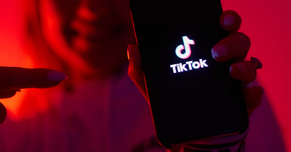 Dù khiến Mark Zuckerberg "lo ngay ngáy" nhưng giá trị công ty mẹ TikTok vẫn "thủng" 300 tỷ USD: Mảng công nghệ thực sự gặp khó?