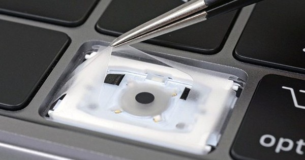 Apple phải bồi thường 50 triệu USD vì lỗi bàn phím cánh bướm Apple phải bồi thường 50 triệu USD vì lỗi bàn phím cánh bướm