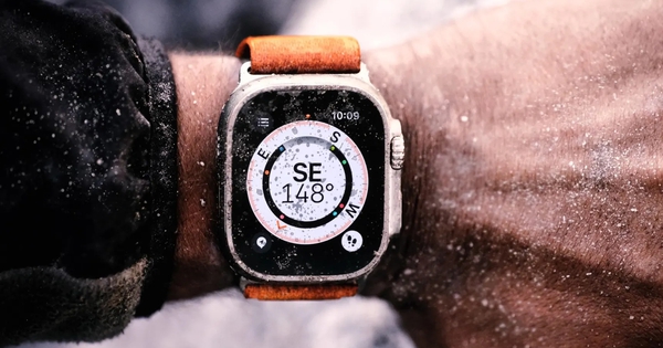 Apple Watch Ultra chính thức xuất hiện: Phiên bản đồng hồ cao cấp nhất Apple từng ra mắt!