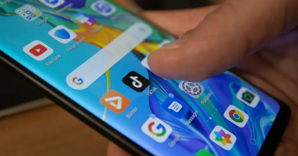 Google and Microsoft are busy ‘fighting’ each other without knowing a 7-year-old company is quietly attacking the $112 billion district