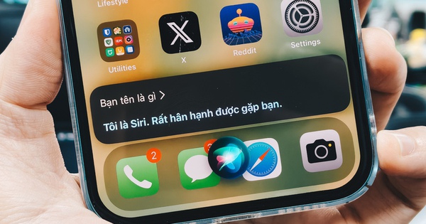 Apple ra mắt iOS 18.4 chính thức: Cuối cùng cũng có Siri tiếng Việt sau 14 năm!