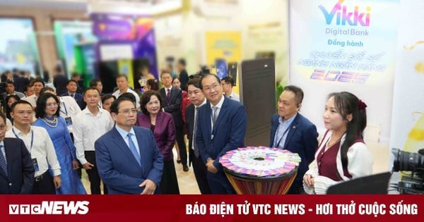 Chuyển đổi số ngân hàng: Thủ tướng yêu cầu '5 tăng tốc, bứt phá'