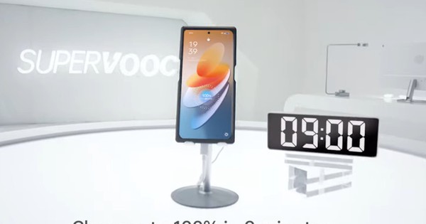 Sạc nhanh 200W so với 65W: Pin chai gấp đôi sau 2 năm, bạn có dám đánh đổi?