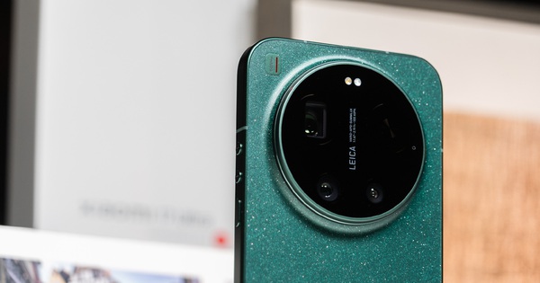 Xiaomi 17 Ultra "Xanh Ánh Sao" lộ diện: màu đẹp nhất dòng Ultra năm nay, cầm lên là thấy cả… bầu trời?