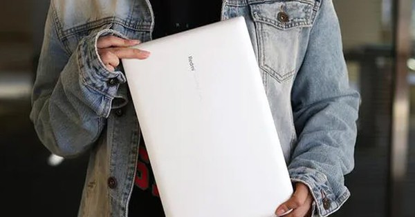 Xiaomi sắp trở lại đường đua laptop với mẫu ultrabook AI siêu nhẹ, dùng chip Intel Ultra 2026 mới nhất?