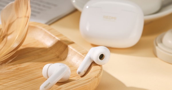 Xiaomi ra mắt Redmi Buds 8 Pro tại Việt Nam: Chống ồn 55 dB, âm thanh không gian, giá từ 2,49 triệu