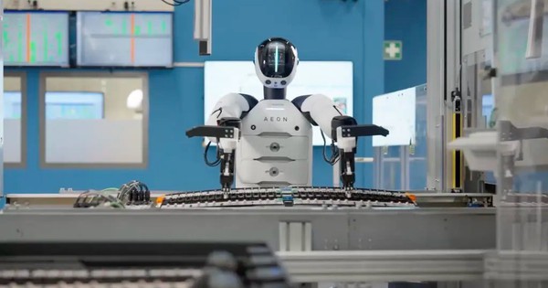 BMW đưa robot hình người vào nhà máy châu Âu, tham vọng bứt tốc giữa cuộc đua sản xuất 5 triệu tỷ USD