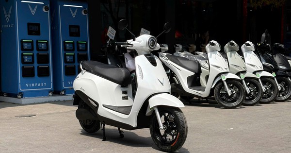 VinFast Evo: Giải pháp xe điện đổi pin lý tưởng cho dân công sở giữa bão giá xăng