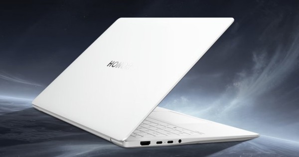 Honor MagicBook Pro 14 2026 trình làng: Thiết kế mỏng 1,37kg, màn OLED 3:2 120Hz, chip Intel Panther Lake