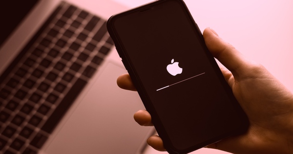 Vũ khí hack iPhone của Mỹ rò rỉ ra chợ đen, 42.000 thiết bị bị tấn công và cướp tiền ảo