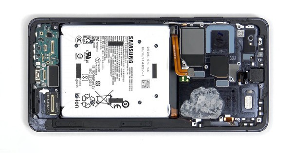 Samsung Galaxy S26 Ultra: Điểm sửa chữa 9/10 nhờ pin dễ thay và cải tiến tản nhiệt