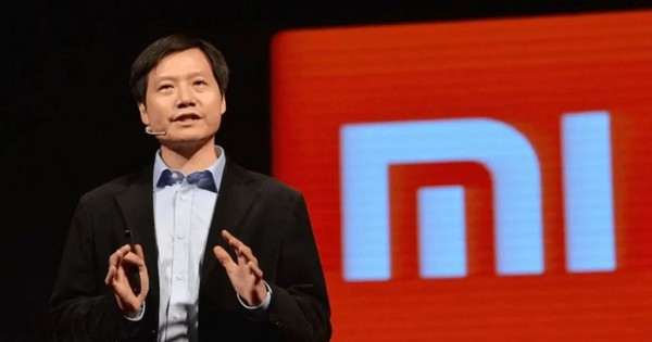 CEO Xiaomi cam kết không tăng giá smartphone bất chấp khủng hoảng chip nhớ do AI