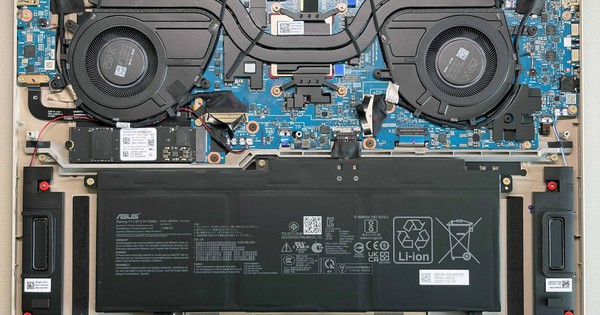 ASUS Zenbook A16 vượt mặt MacBook Pro M5: Hệ thống tản nhiệt kép và khả năng nâng cấp SSD