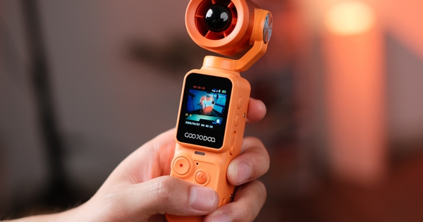 Fancam 500.000 đồng: Quạt cầm tay tích hợp camera Full HD từ thương hiệu Trung Quốc