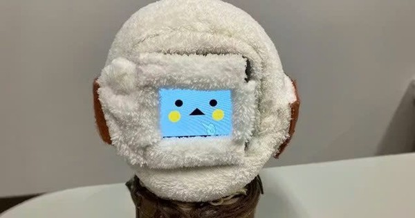 Robot AI 'vô dụng' nhất thế giới của Nhật Bản: Giải pháp nhân văn chữa lành nỗi cô đơn tuổi già