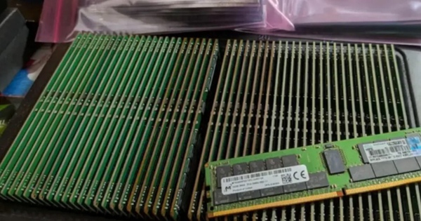 72 Thanh RAM Suýt Bị Vứt Rác, Nay Có Giá Trị Hơn Nửa Tỷ Đồng Nhờ Cơn Sốt AI