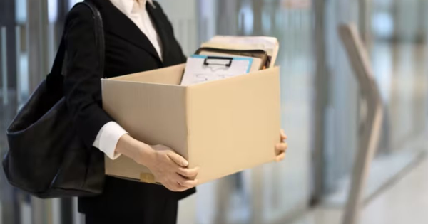 Nhân viên ngân hàng bị sa thải hàng loạt vì AI dù lợi nhuận kỷ lục