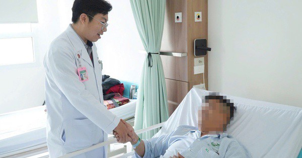 Nghe lời bạn bè, người đàn ông 40 tuổi tự bơm silicon vào 'cậu nhỏ' gây biến chứng nặng