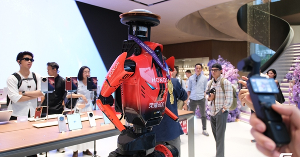 HONOR Alpha Store Thâm Quyến: Mô hình bán lẻ chưa từng có với robot marathon