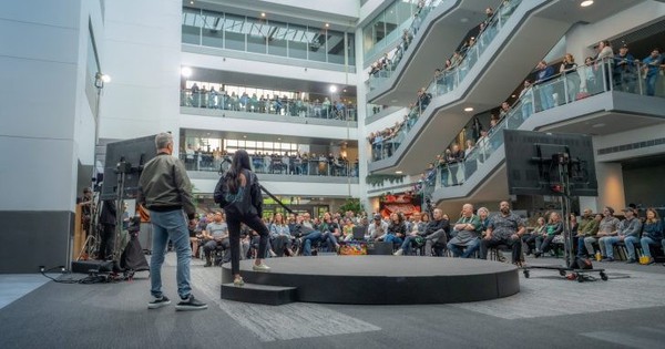 CEO Xbox Asha Sharma thay máu lãnh đạo, đưa nhân sự từ nhóm AI của Microsoft vào