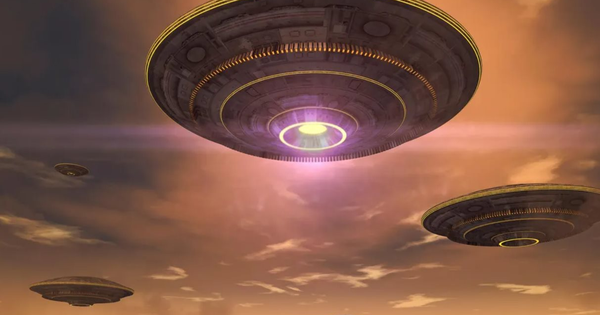 Lầu Năm Góc bất ngờ công bố hồ sơ mật về UFO, hé lộ bằng chứng mới