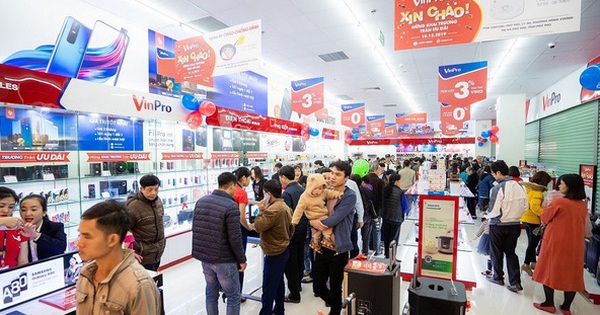 Vừa nhượng lại VinMart cho Masan, Vingroup bất ngờ giải thể toàn bộ hệ thống siêu thị điện máy VinPro trong tháng 12