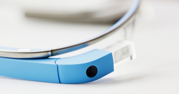 Video hài hước về "một ngày với Google Glass" - Genk