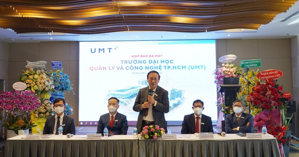Officially launched Ho Chi Minh City University of Management and Technology (UMT)