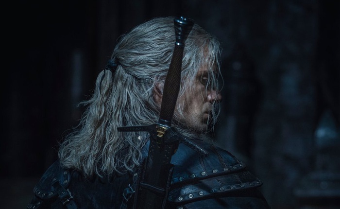 Những hình ảnh đầu tiên của The Witcher mùa 2 lộ diện: Ciri đã đến Kaer Morhen, Geralt vẫn ngầu như cũ nhưng sao Yennefer lại xụi lơ thế này?