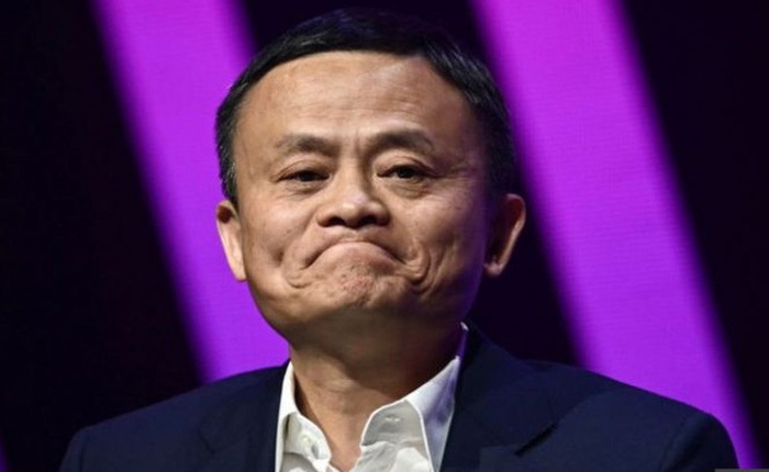 Sự giàu có và tự tin của Jack Ma đã đẩy cả đế chế Alibaba rơi vào khủng hoảng như thế nào?
