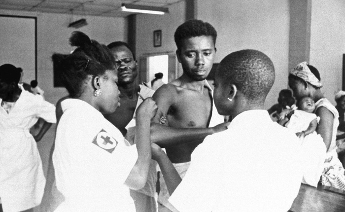 Chuyện về người nô lệ da đen đầu tiên dạy cả nước Mỹ tiêm chủng vắc-xin